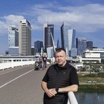 Eduard, 45