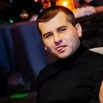 Sanek, 32