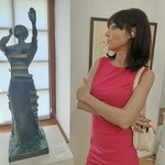 LIYA, 38