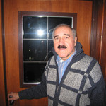 nikas, 63