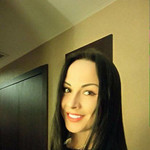 Leona, 39