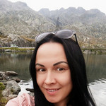 Leona, 39