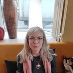 Natali, 49