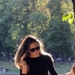 Veronika, 30