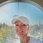 Natalia, 45