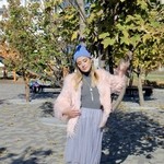 Julia, 33