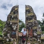 Alex, 32