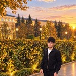Nodir, 19